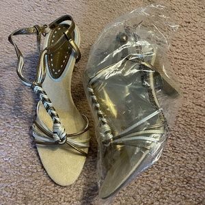 New Nine & Co. bronze-gold dress rope sandals, size 8